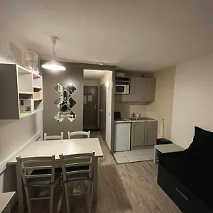 lourea-studio-4-pers-retour-skis-au-pieds.hotels-rhonealpes.com/